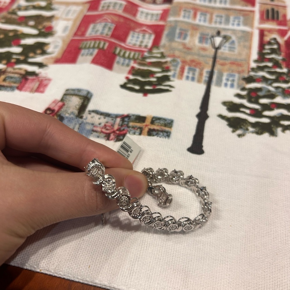 Elegant Silver Diamond Tennis Bracelet
